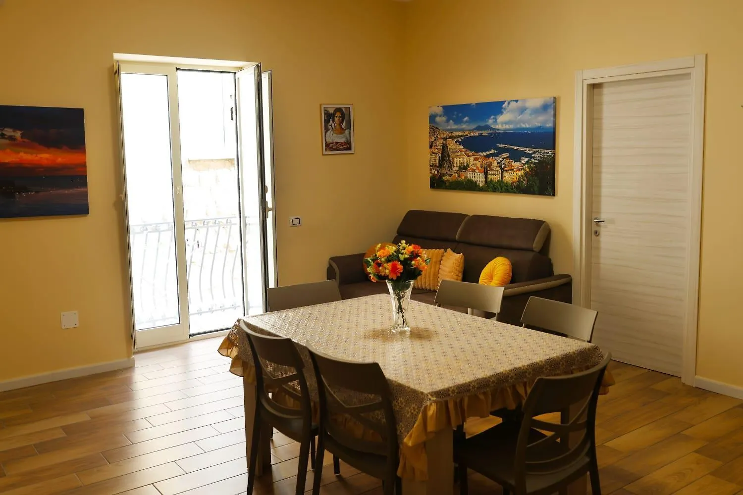 L'Oasi Del Re - Apartment Naples Italy