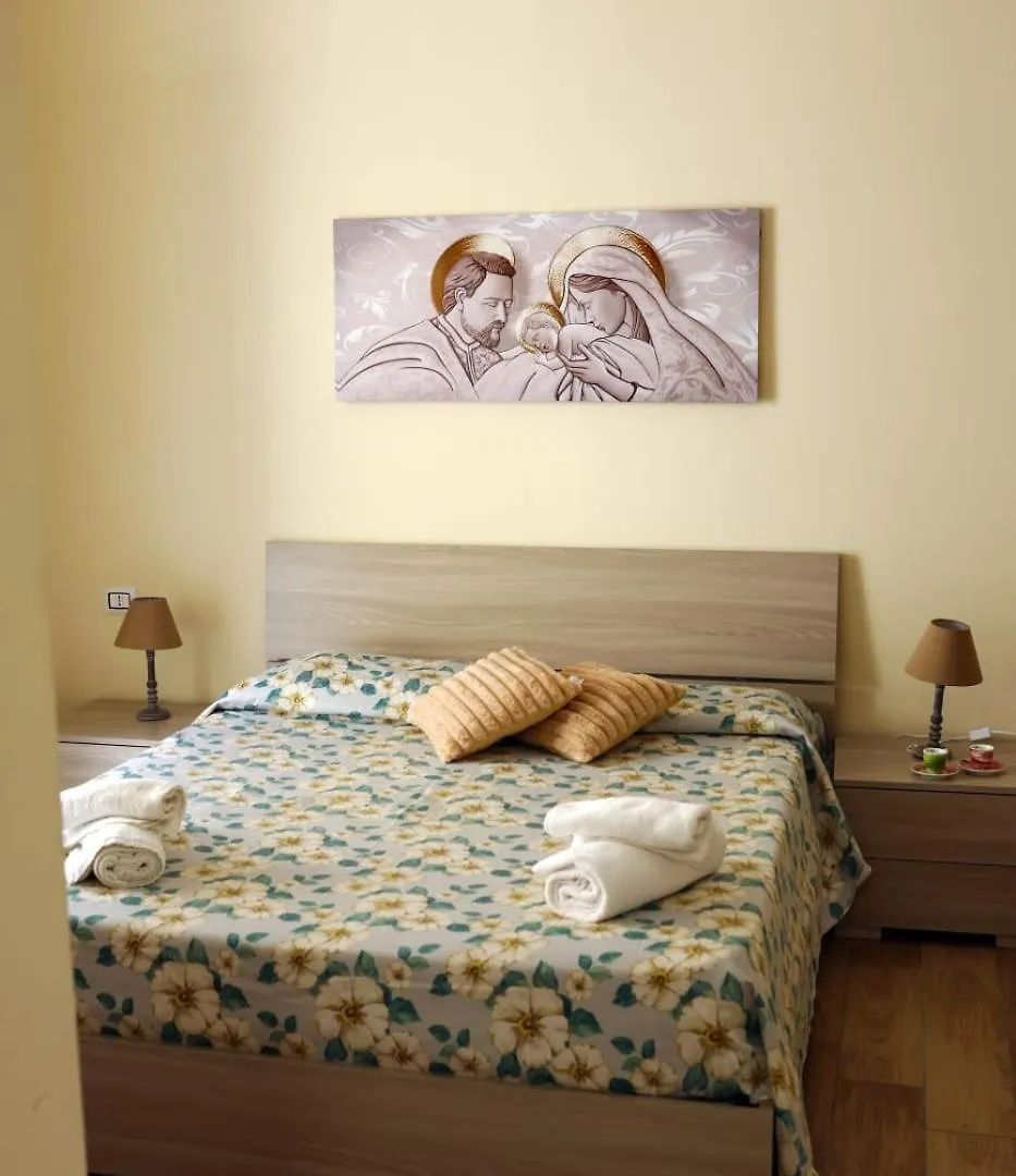 L'Oasi Del Re - Apartment Naples Italy